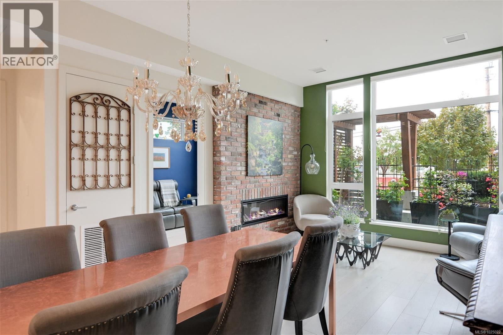 107 1216 Carlisle Ave, Esquimalt, British Columbia  V9A 0H5 - Photo 8 - 1025022