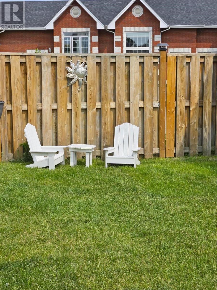 281 Caribou Cres, Thunder Bay, Ontario  P7C 5Z5 - Photo 49 - TB2600152