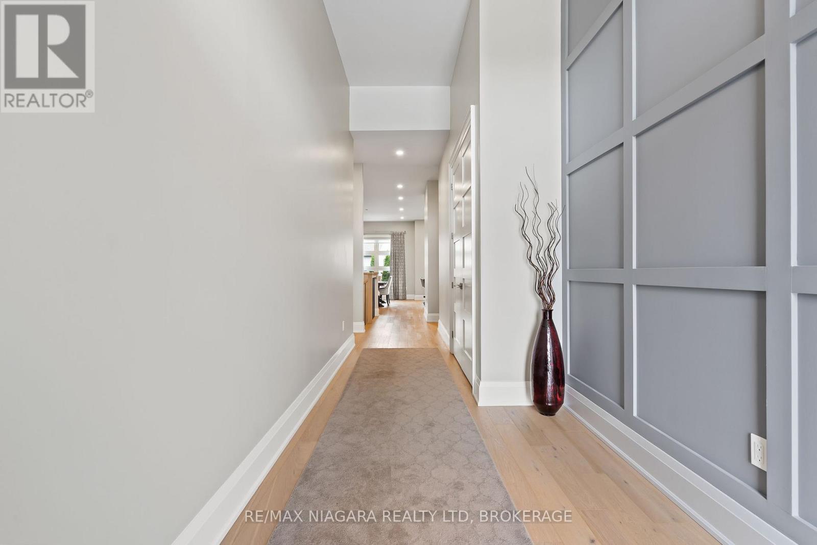 13 Francesco Crescent, St. Catharines (Rykert/vansickle), Ontario  L2S 4C7 - Photo 2 - X12752452