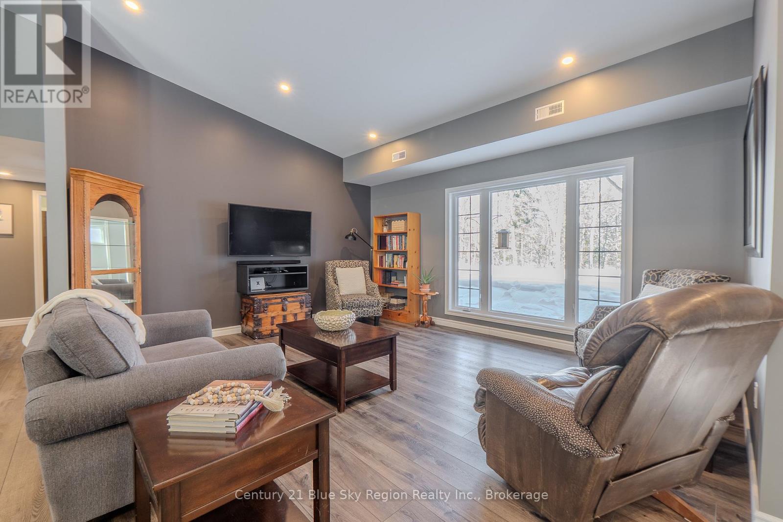 75 Hillside Lake Road, North Bay, Ontario  P1B 8G2 - Photo 13 - X12752462