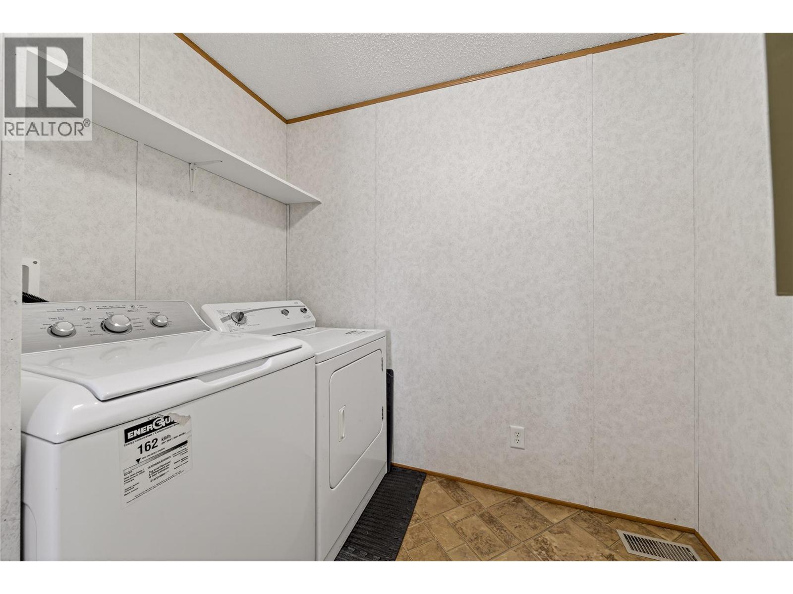 1232 Sycamore Road, Sparwood, British Columbia  V0B 2G2 - Photo 15 - 10372824