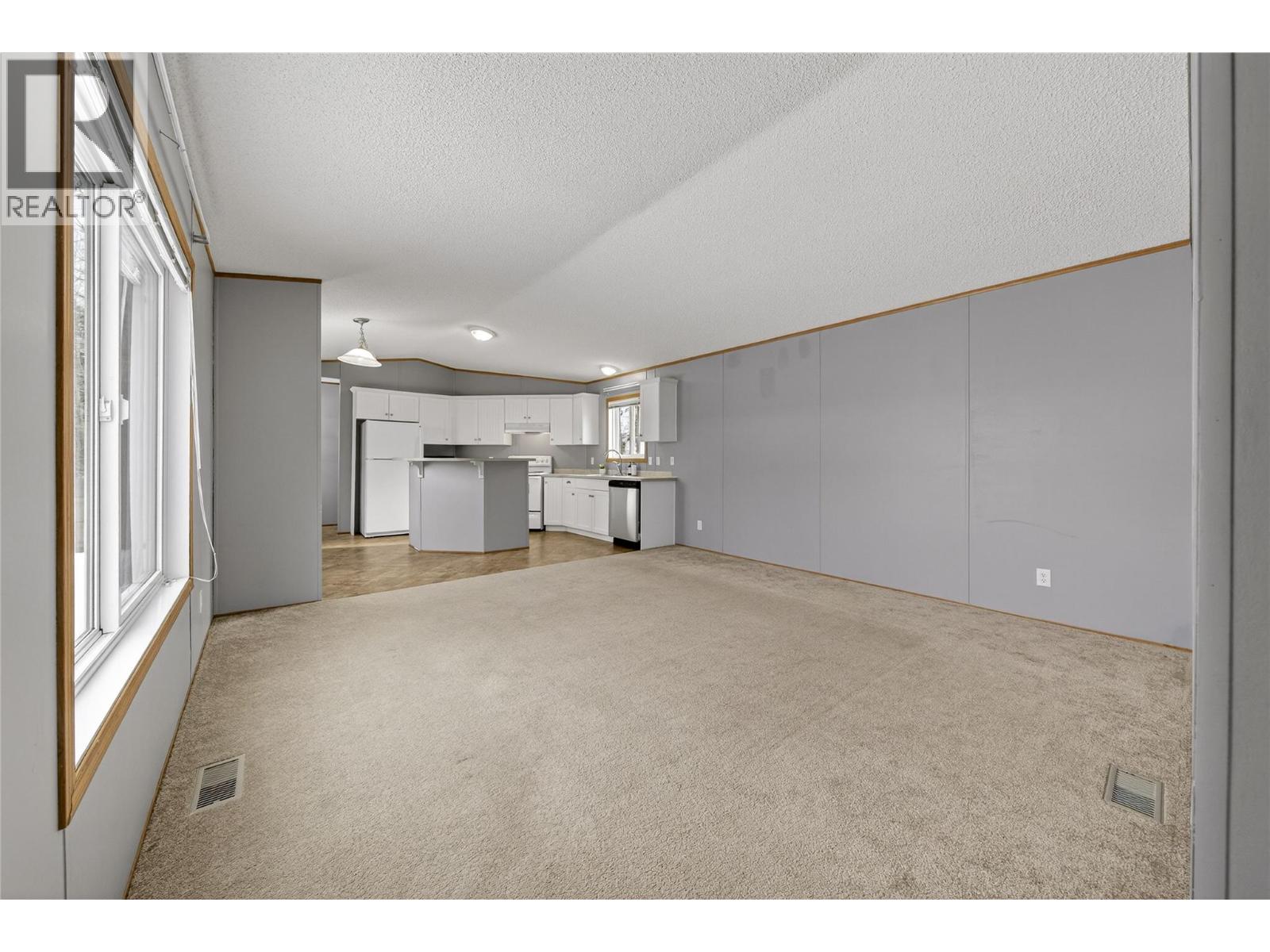 1232 Sycamore Road, Sparwood, British Columbia  V0B 2G2 - Photo 4 - 10372824