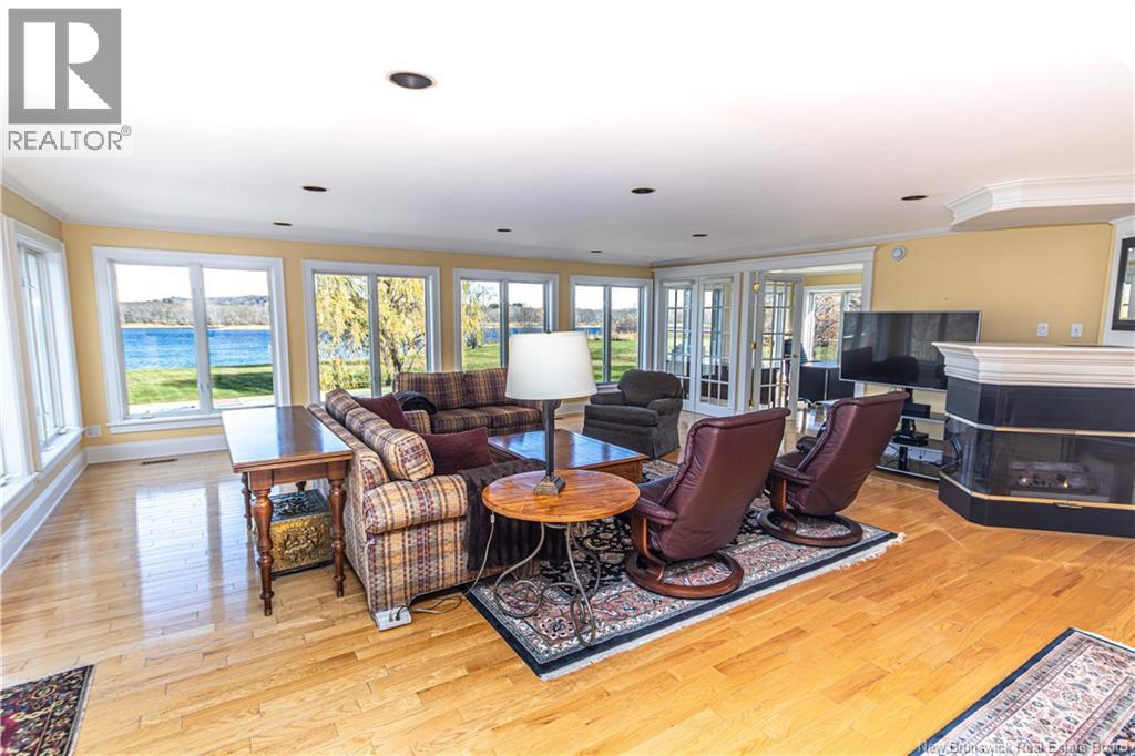 1337 Woodstock Road, Fredericton, New Brunswick  E3B 7R9 - Photo 28 - NB133090