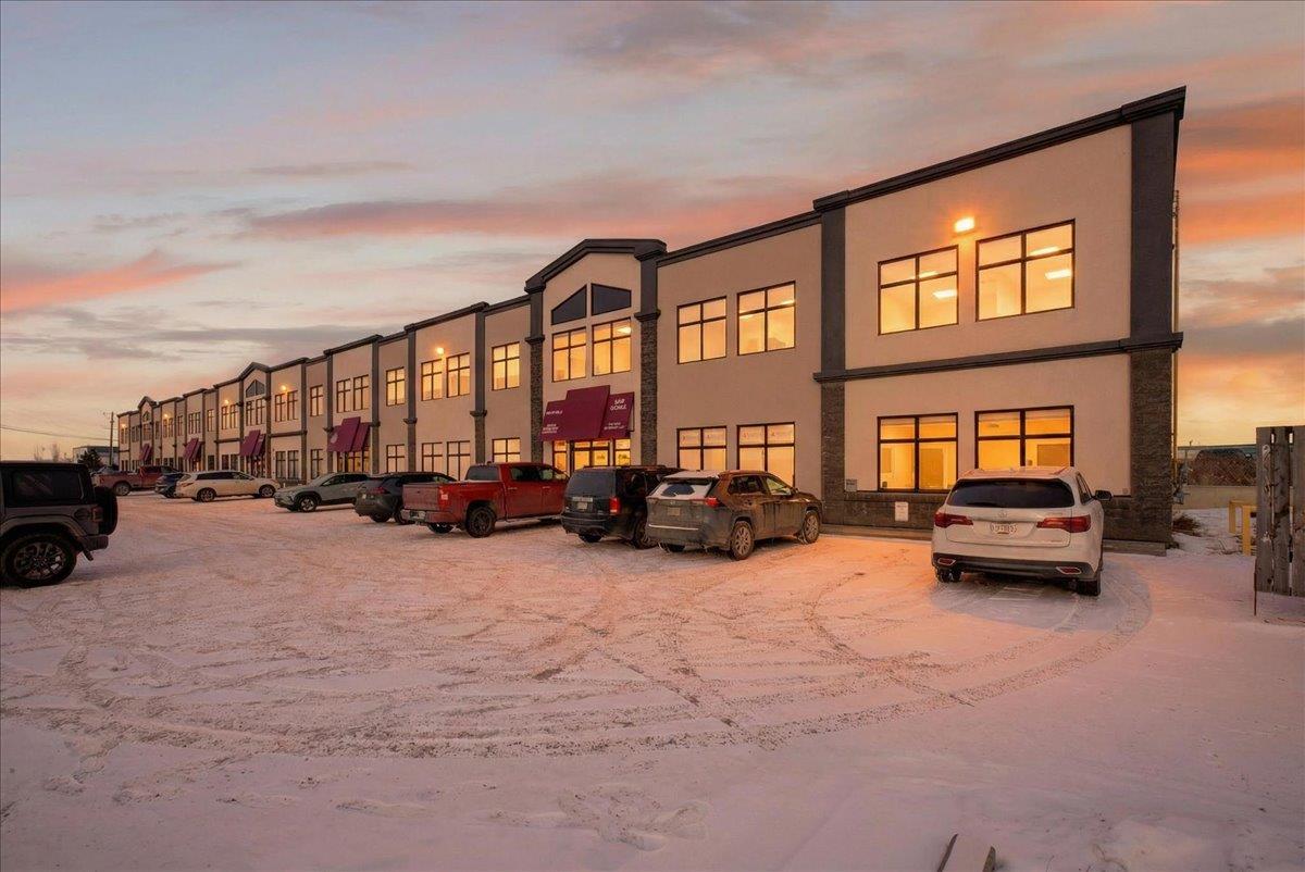 101 5661-5677  99 Street, Edmonton, Alberta