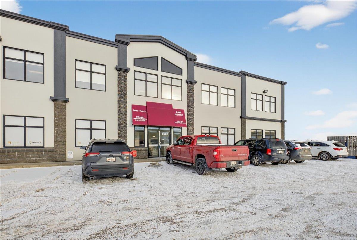 101 5661-5677  99 Street, Edmonton, Alberta  T6E 3N8 - Photo 3 - 44222126