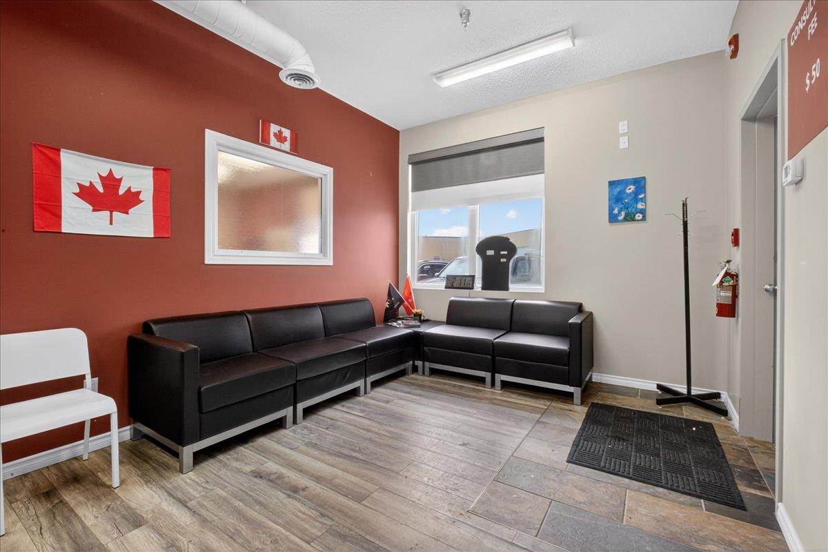 101 5661-5677  99 Street, Edmonton, Alberta  T6E 3N8 - Photo 8 - 44222126