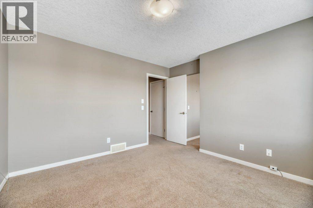 15 Copperpond Close Se, Calgary, Alberta  T2Z 0Y8 - Photo 40 - A2277407