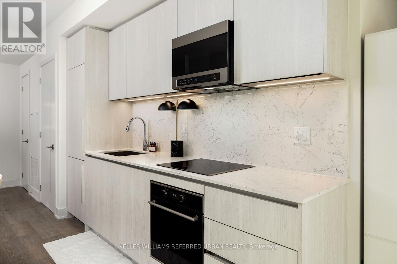 301 - 8 Cumberland Street, Toronto, Ontario  M4W 0B6 - Photo 3 - C12686206