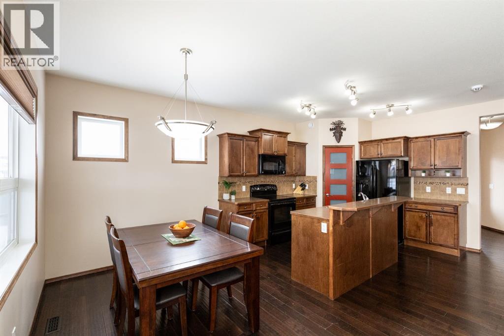 4828 55 Boulevard Close, Innisfail, Alberta  T4G 0A2 - Photo 28 - A2283524