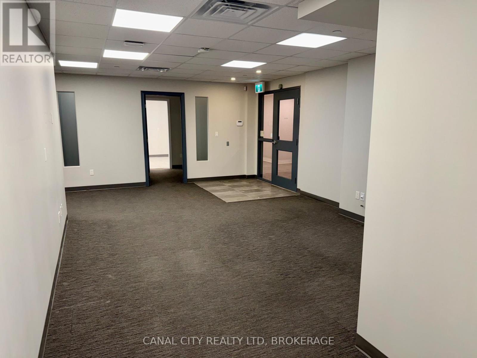 105 - 10 Albert Street E, Thorold, Ontario  L2V 2E9 - Photo 14 - X12340019