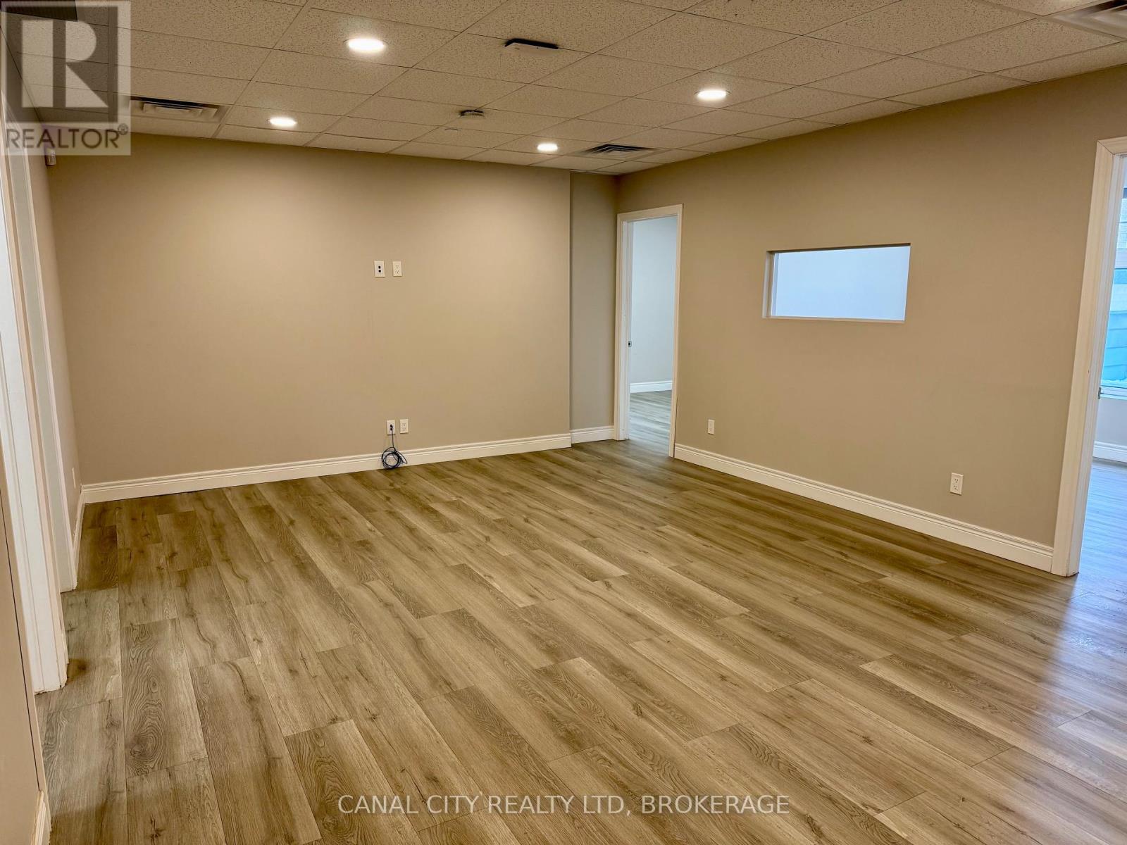 106 - 10 Albert Street E, Thorold, Ontario  L2V 2E9 - Photo 13 - X12340127