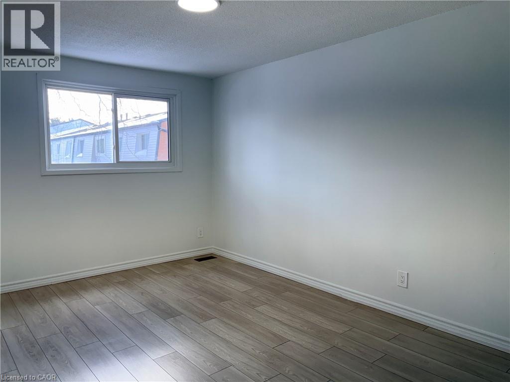 77 Tindale Court Unit# 4, Hamilton, Ontario  L8K 5M8 - Photo 11 - 40802517