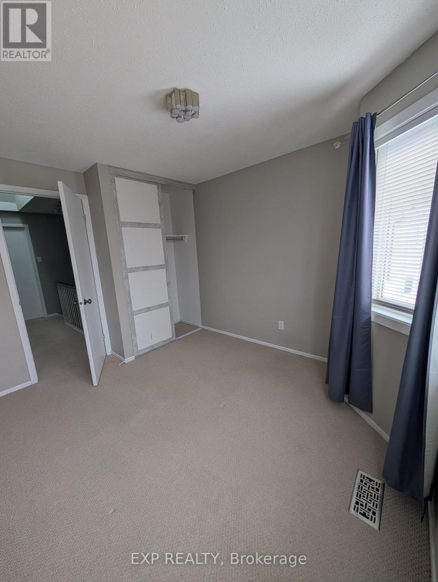 3d Crestlea Crescent, Ottawa, Ontario  K2G 4N1 - Photo 15 - X12631626