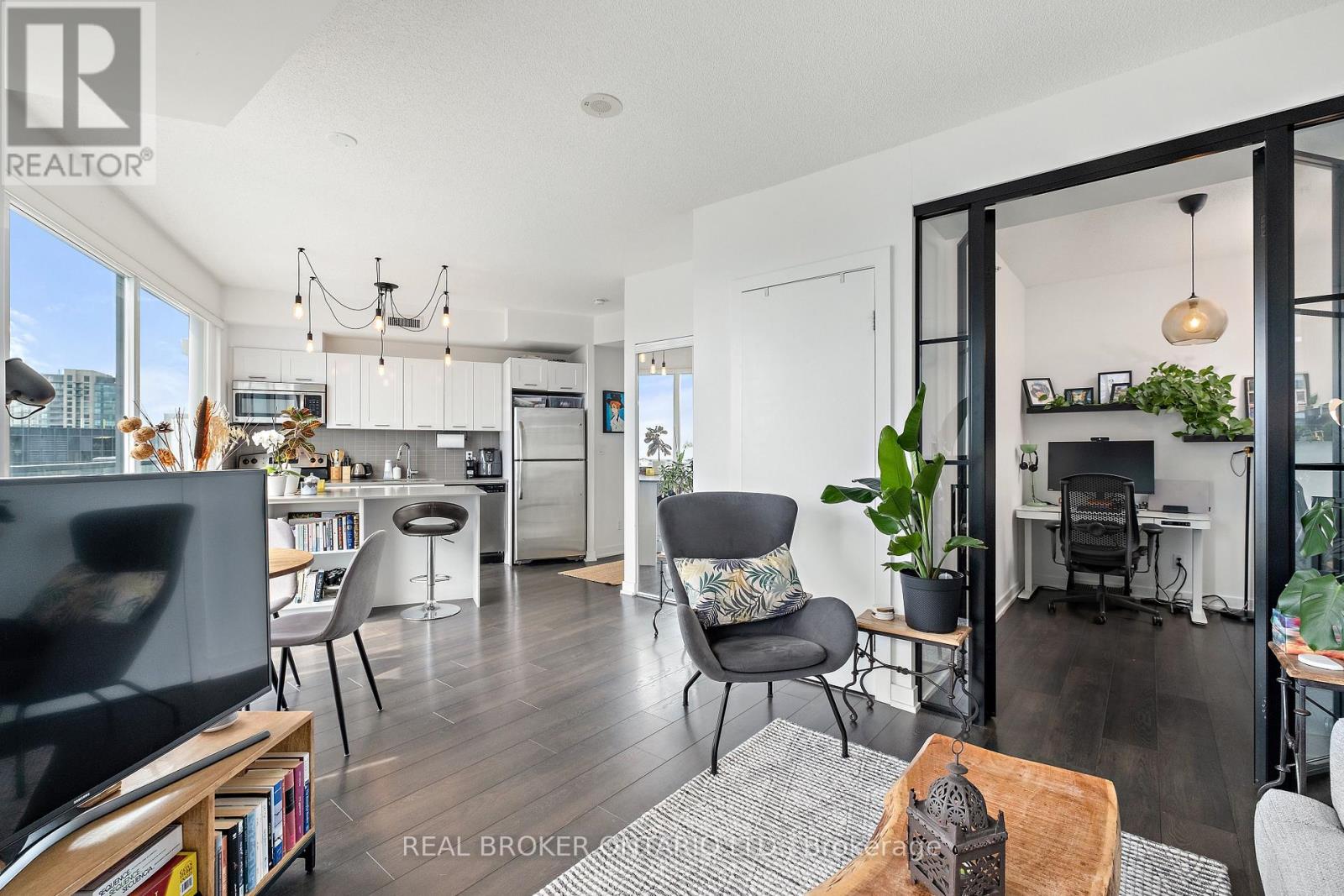 2909 - 20 Bruyeres Mews, Toronto, Ontario  M5V 0G8 - Photo 10 - C12752442