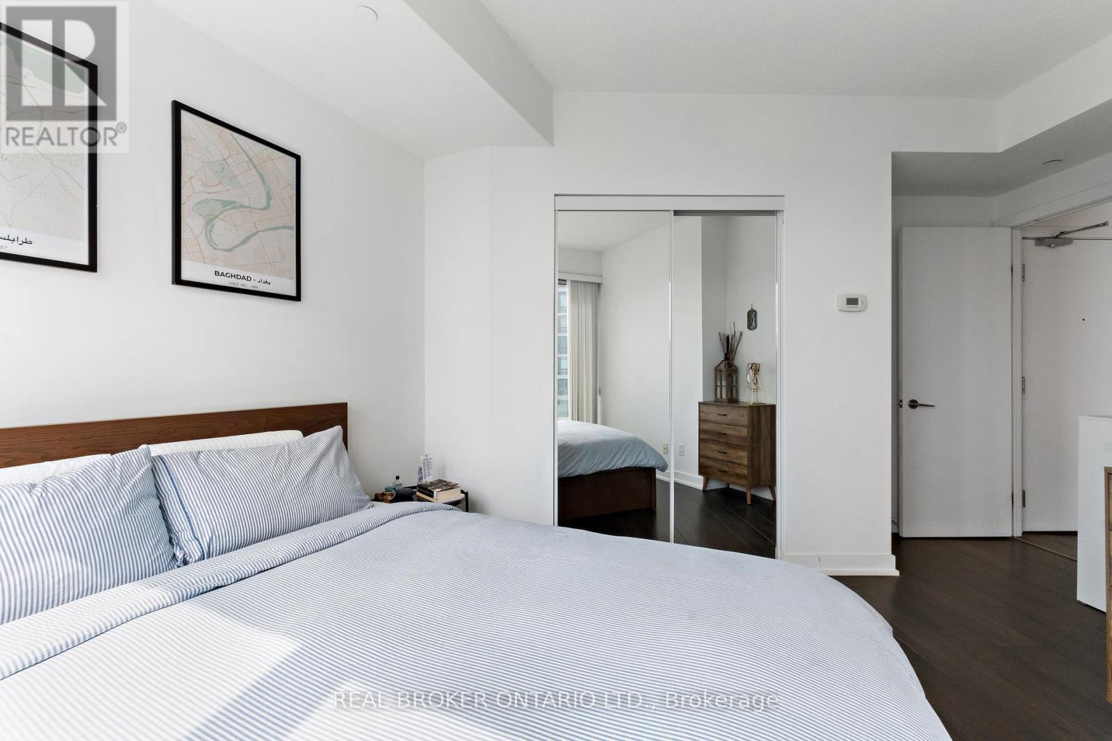 2909 - 20 Bruyeres Mews, Toronto, Ontario  M5V 0G8 - Photo 15 - C12752442