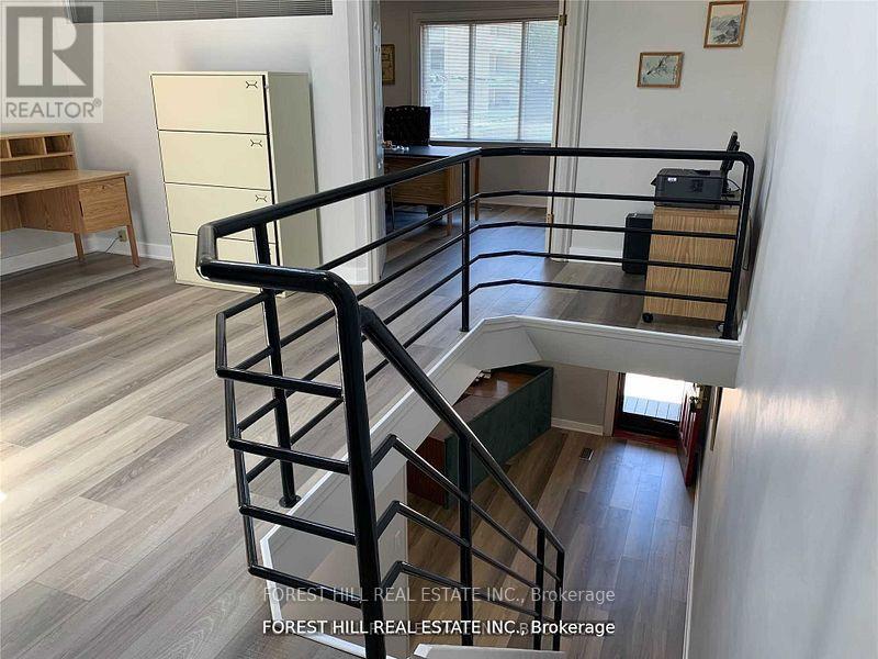 520 Eglinton Avenue E, Toronto, Ontario  M4P 1N6 - Photo 5 - C12752466