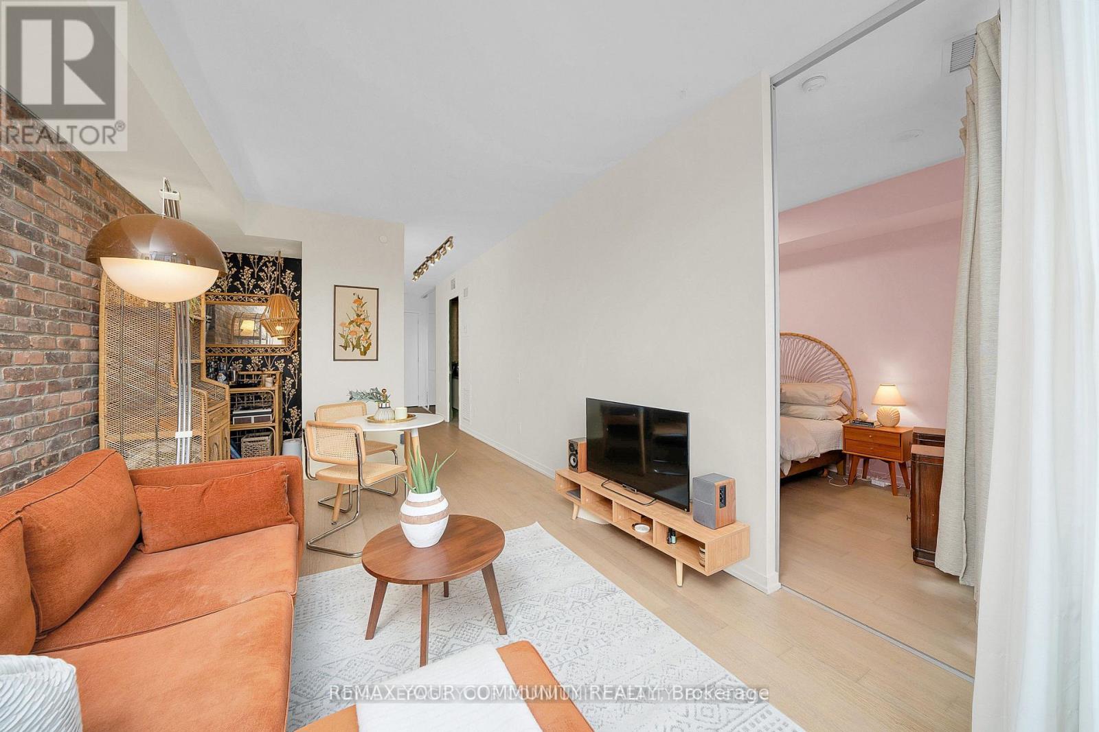 602 - 138 St.helens Avenue, Toronto, Ontario  M6H 0B8 - Photo 16 - C12752504