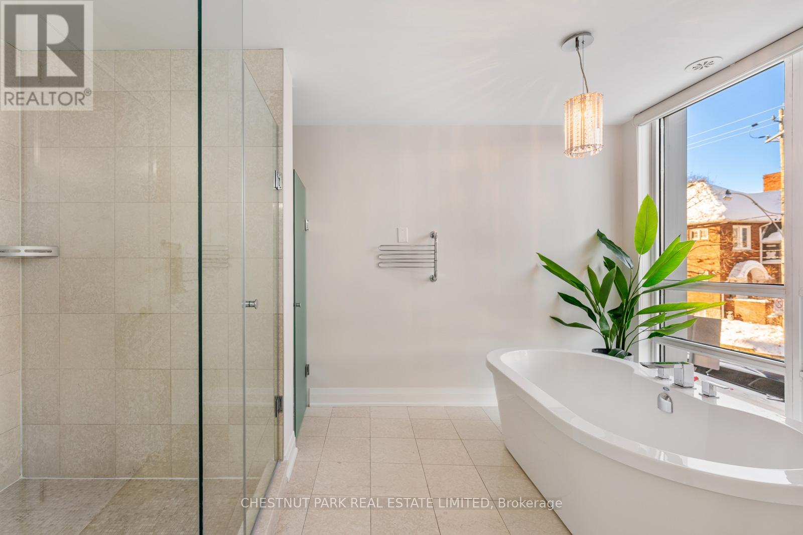 213 Duplex Avenue, Toronto, Ontario  M5P 2B1 - Photo 18 - C12752590