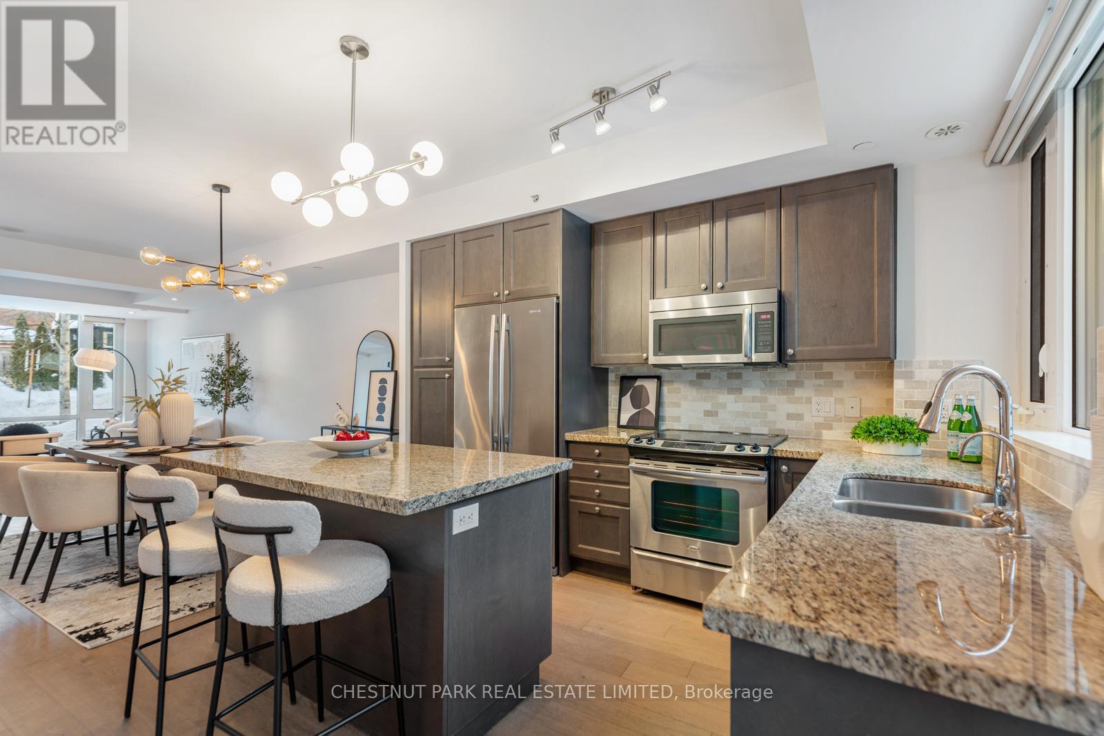 213 Duplex Avenue, Toronto, Ontario  M5P 2B1 - Photo 8 - C12752590