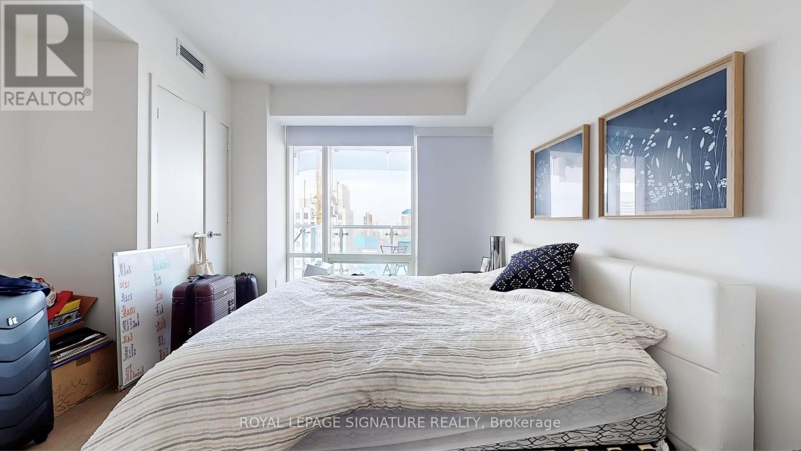 4406 - 1 Bloor Street E, Toronto, Ontario  M4W 0A8 - Photo 17 - C12752596