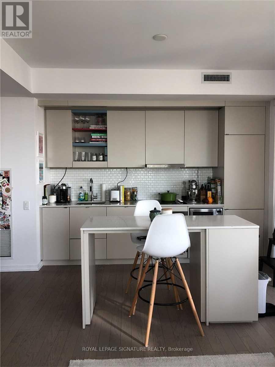 2503 - 101 Peter Street, Toronto, Ontario  M5V 0G6 - Photo 11 - C12752606