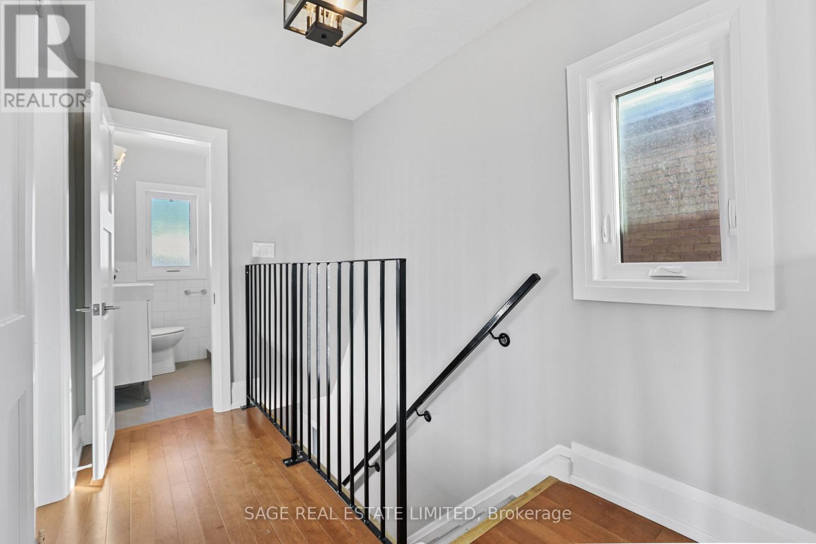 2 - 26 Roseneath Gardens, Toronto, Ontario  M6C 3X6 - Photo 19 - C12752608