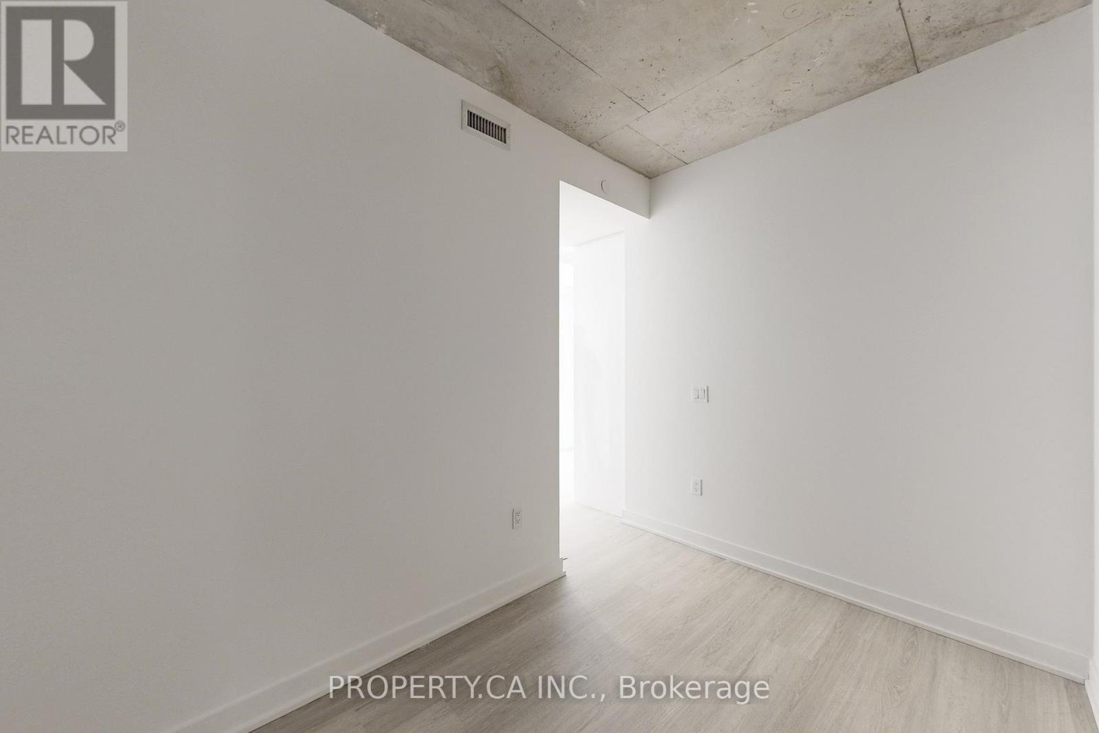 401 - 284 King Street, Toronto, Ontario  M5A 1K4 - Photo 15 - C12752674