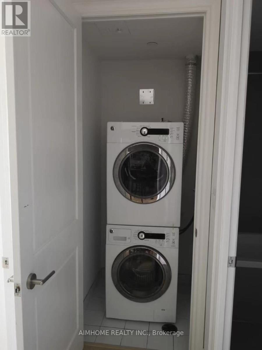 6304 - 388 Yonge Street, Toronto, Ontario  M5B 0A4 - Photo 14 - C12752678