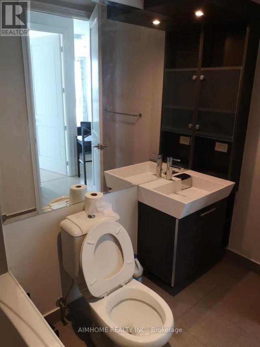 6304 - 388 Yonge Street, Toronto, Ontario  M5B 0A4 - Photo 16 - C12752678