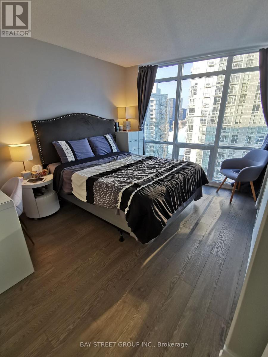 4210 - 11 Brunel Court, Toronto, Ontario  M5V 3Y3 - Photo 10 - C12752684