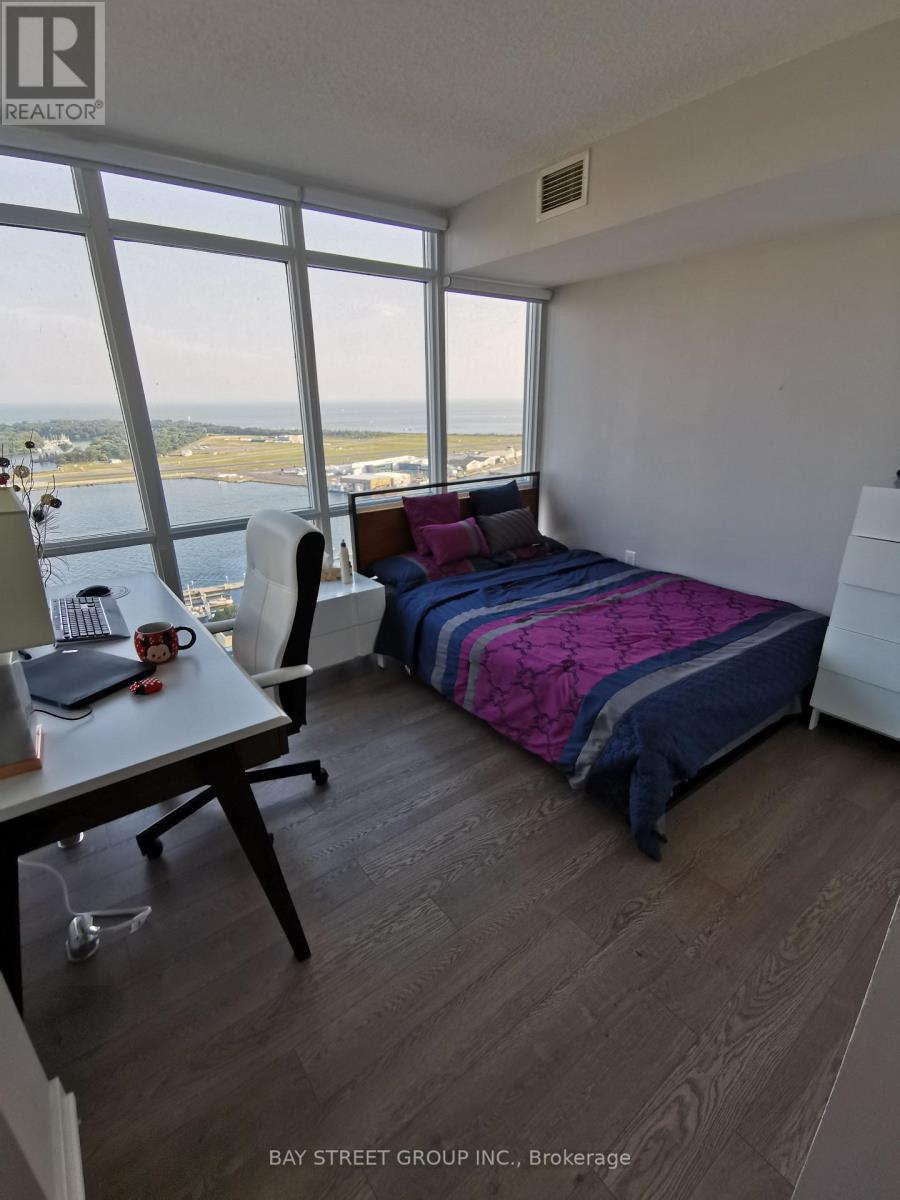 4210 - 11 Brunel Court, Toronto, Ontario  M5V 3Y3 - Photo 11 - C12752684