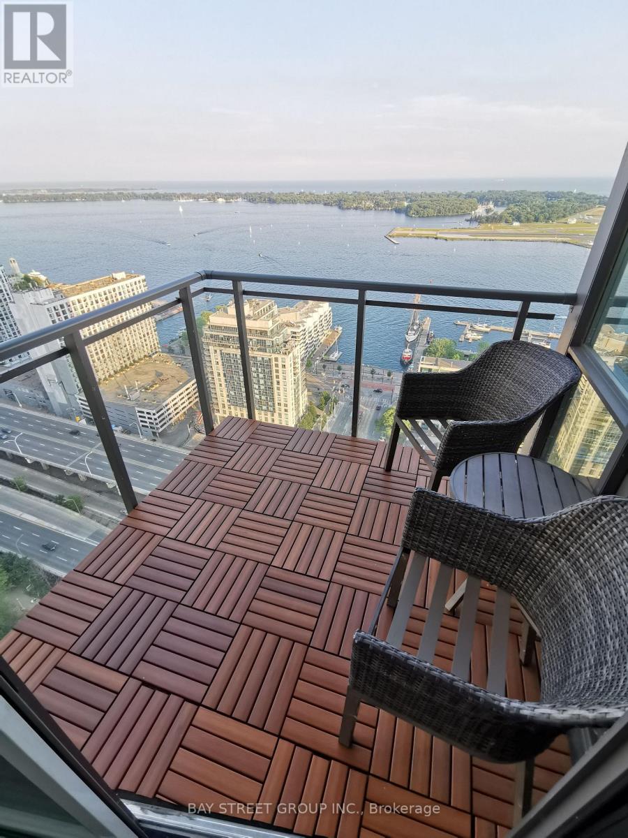 4210 - 11 Brunel Court, Toronto, Ontario  M5V 3Y3 - Photo 6 - C12752684