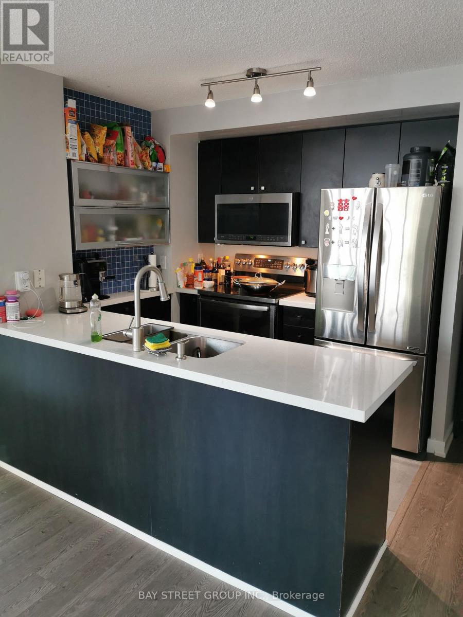 4210 - 11 Brunel Court, Toronto, Ontario  M5V 3Y3 - Photo 7 - C12752684