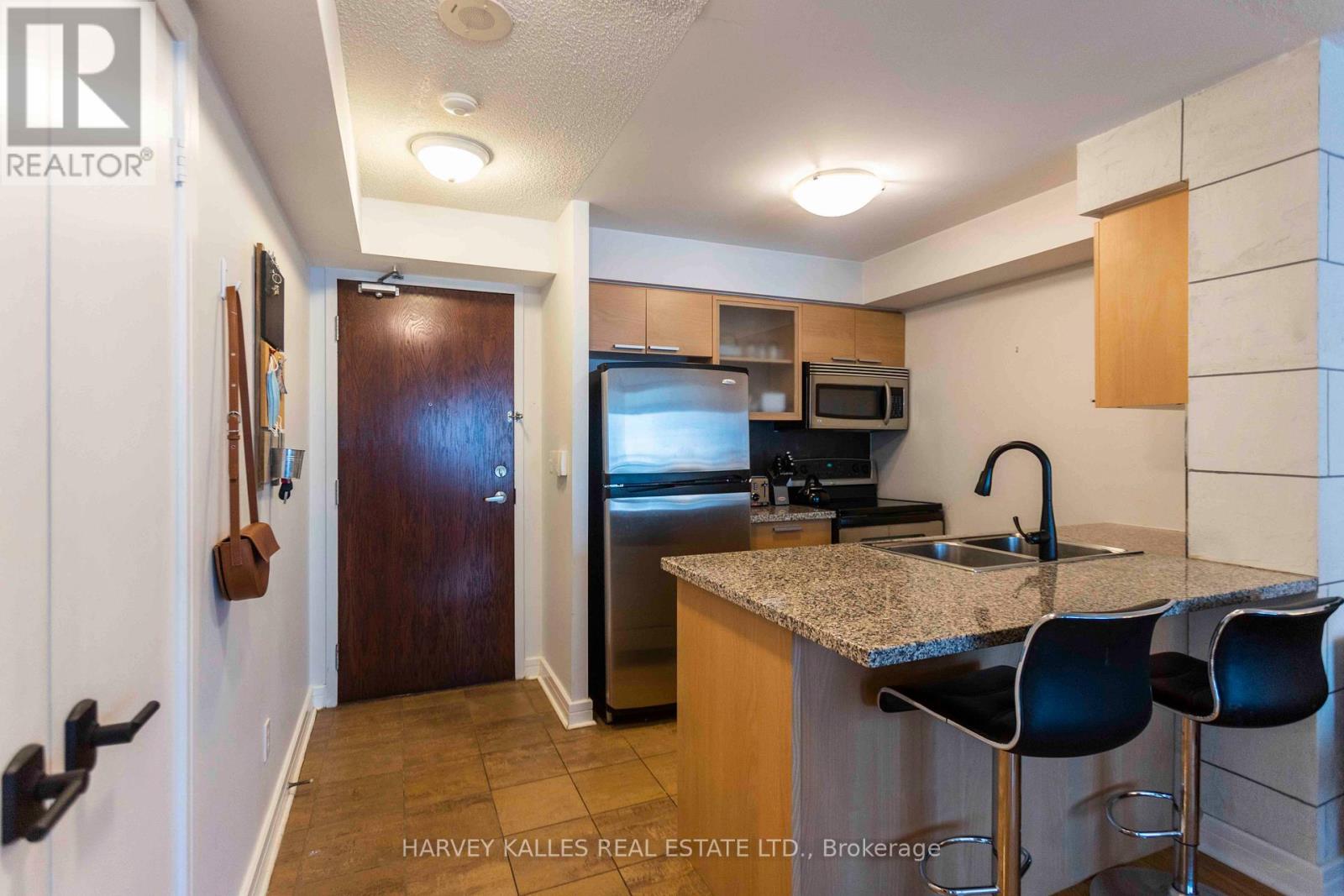 411 - 16 Harrison Garden Boulevard, Toronto, Ontario  M2N 7J6 - Photo 4 - C12752700