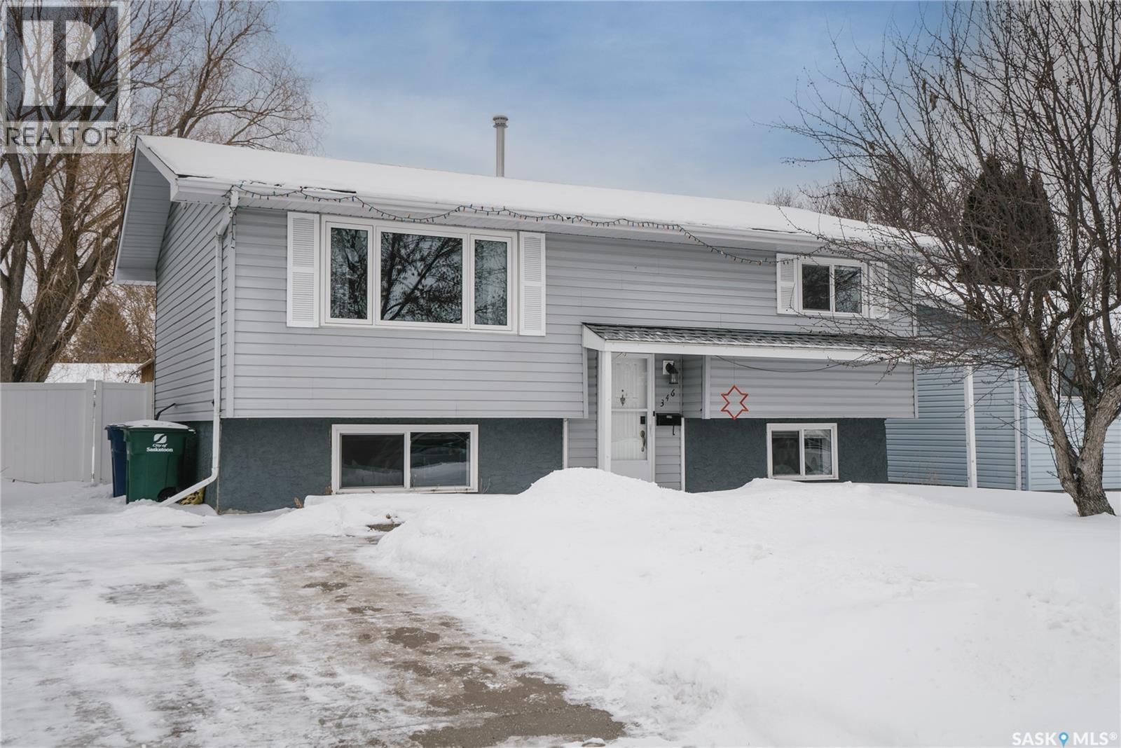 346 Brock CRESCENT, Saskatoon, Saskatchewan