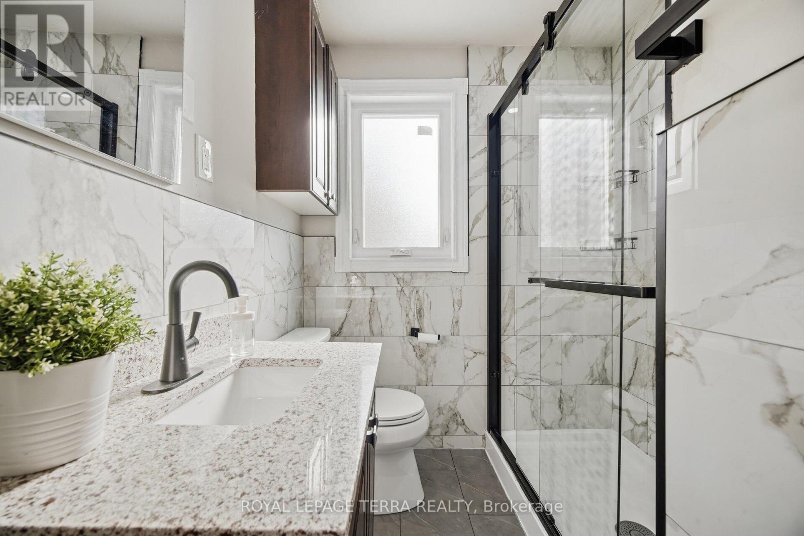 742 Ritson Road S, Oshawa, Ontario  L1H 5L1 - Photo 25 - E12752492