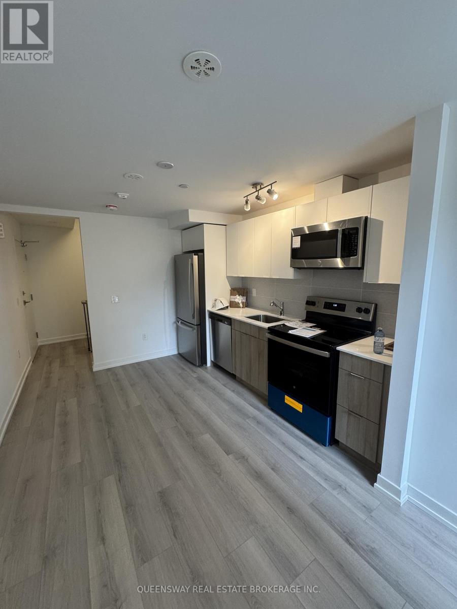 3079 Pharmacy Avenue, Toronto, Ontario  M1T 1H8 - Photo 2 - E12752494