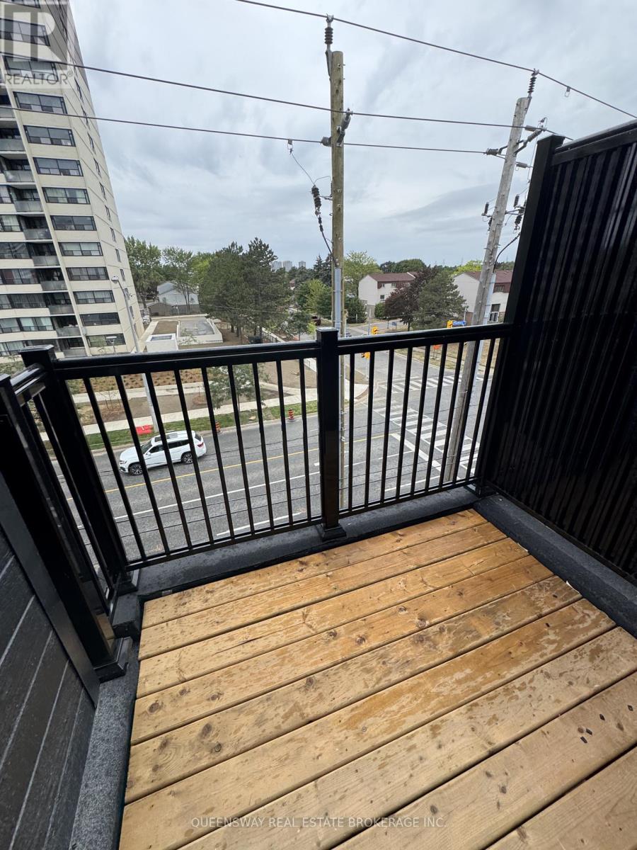 3079 Pharmacy Avenue, Toronto, Ontario  M1T 1H8 - Photo 5 - E12752494