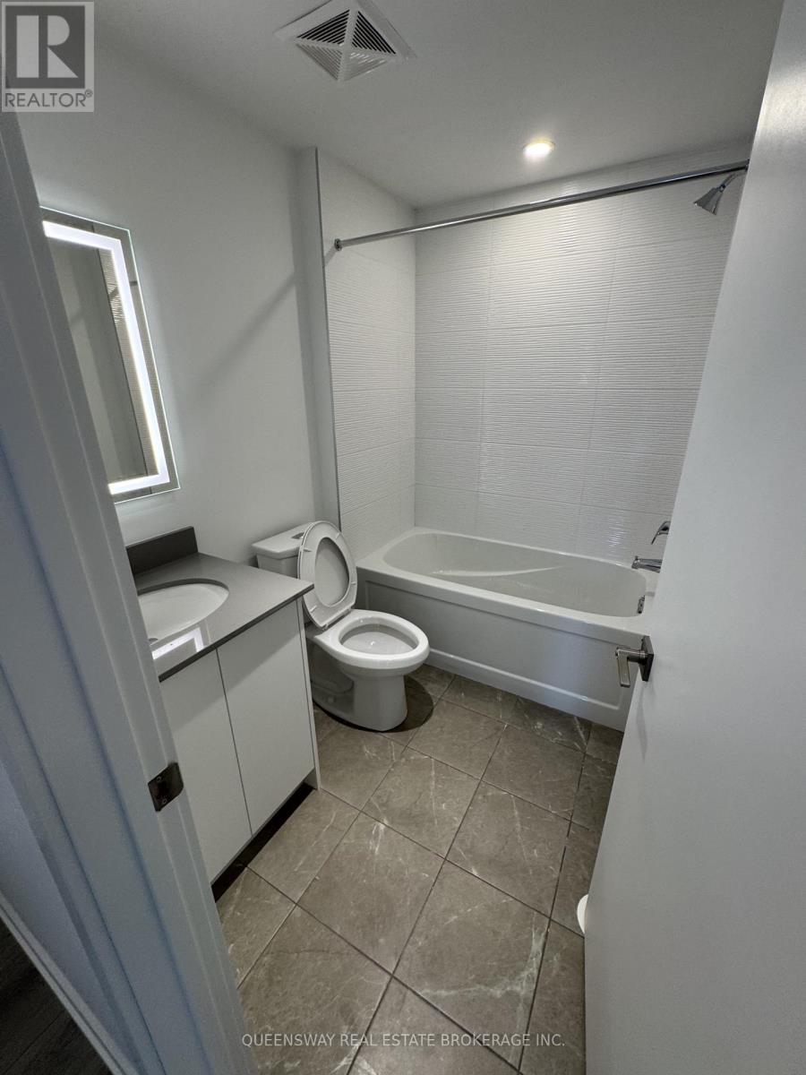 3079 Pharmacy Avenue, Toronto, Ontario  M1T 1H8 - Photo 9 - E12752494