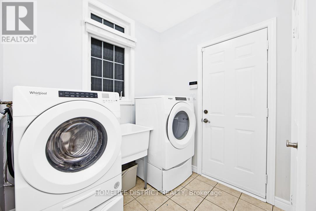 847 Greenleaf Circle, Oshawa, Ontario  L1K 2W7 - Photo 15 - E12752496