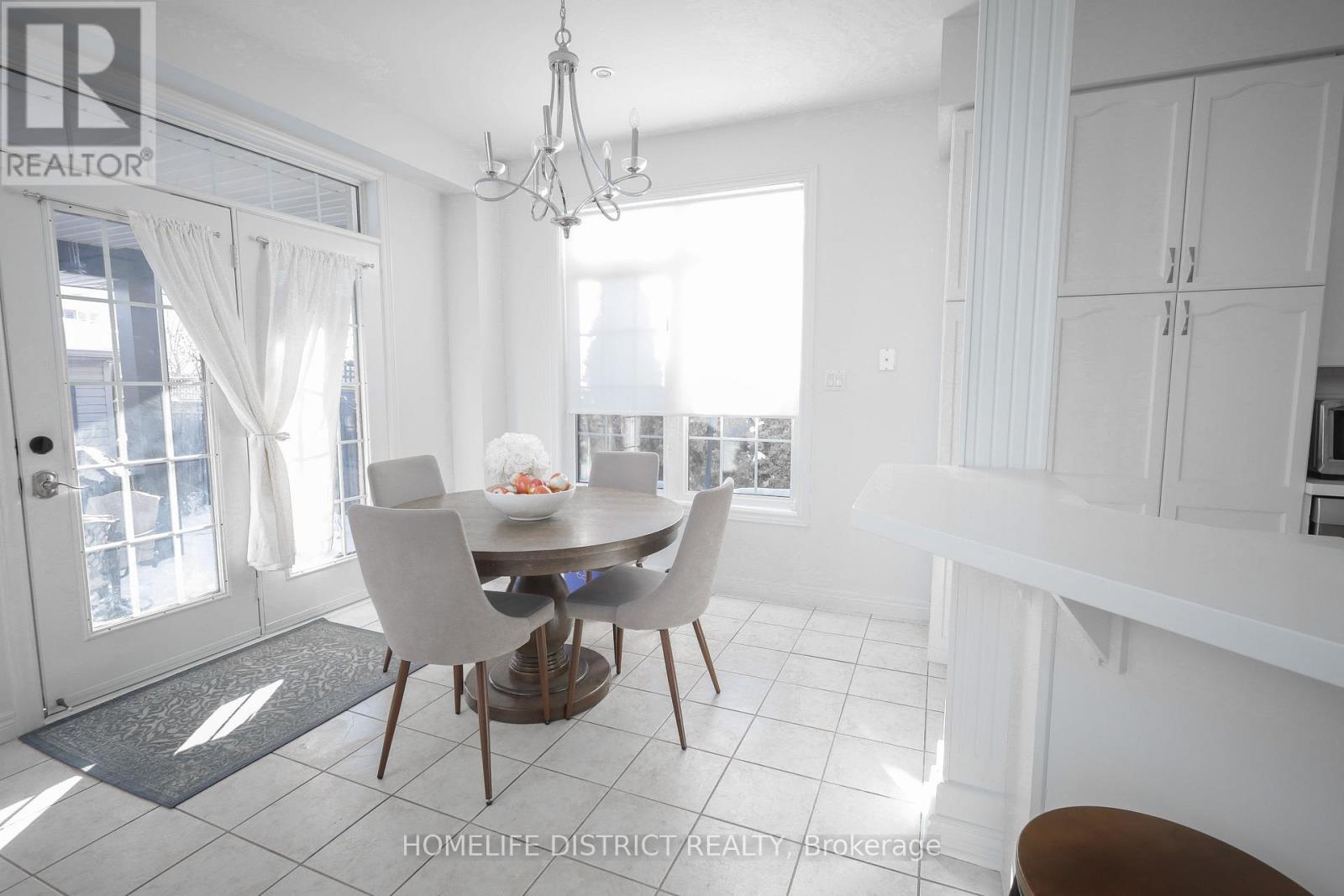 847 Greenleaf Circle, Oshawa, Ontario  L1K 2W7 - Photo 8 - E12752496