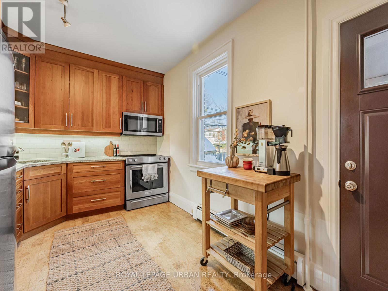 707 Greenwood Avenue, Toronto, Ontario  M4J 4B6 - Photo 11 - E12752532