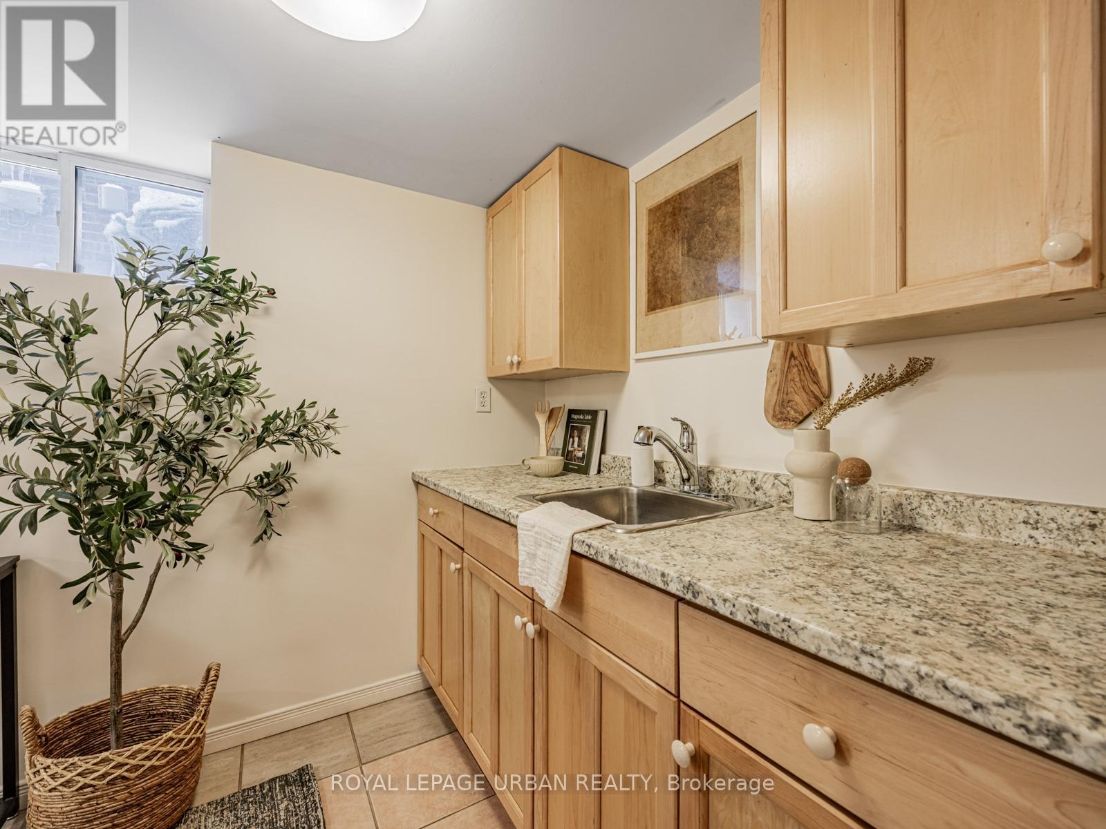 707 Greenwood Avenue, Toronto, Ontario  M4J 4B6 - Photo 23 - E12752532