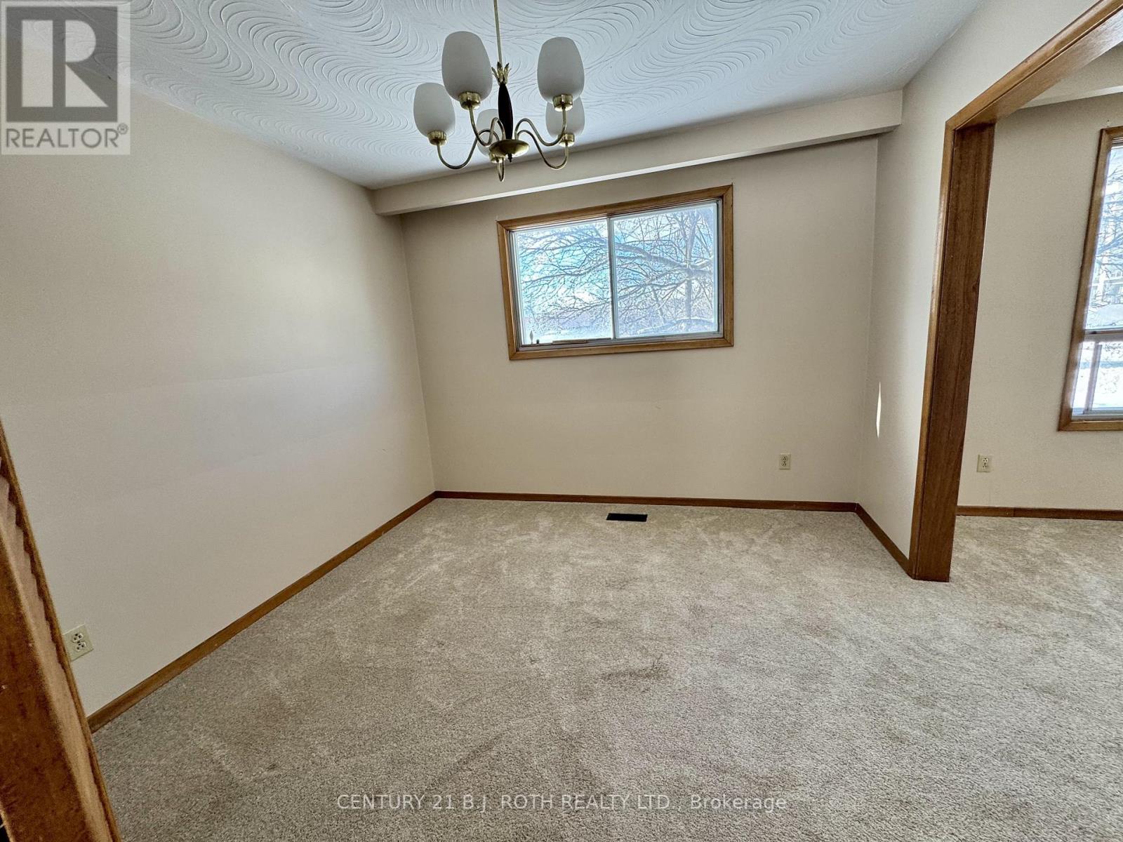 915 Taunton Road E, Whitby, Ontario  L1R 3L7 - Photo 6 - E12752638