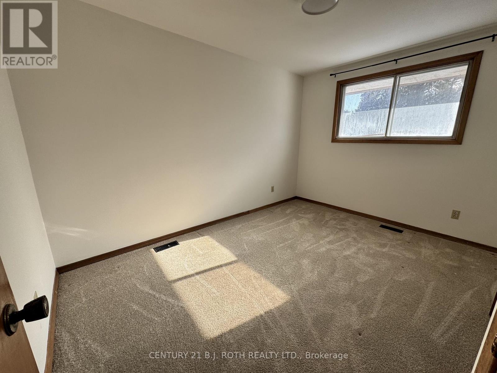 915 Taunton Road E, Whitby, Ontario  L1R 3L7 - Photo 9 - E12752638