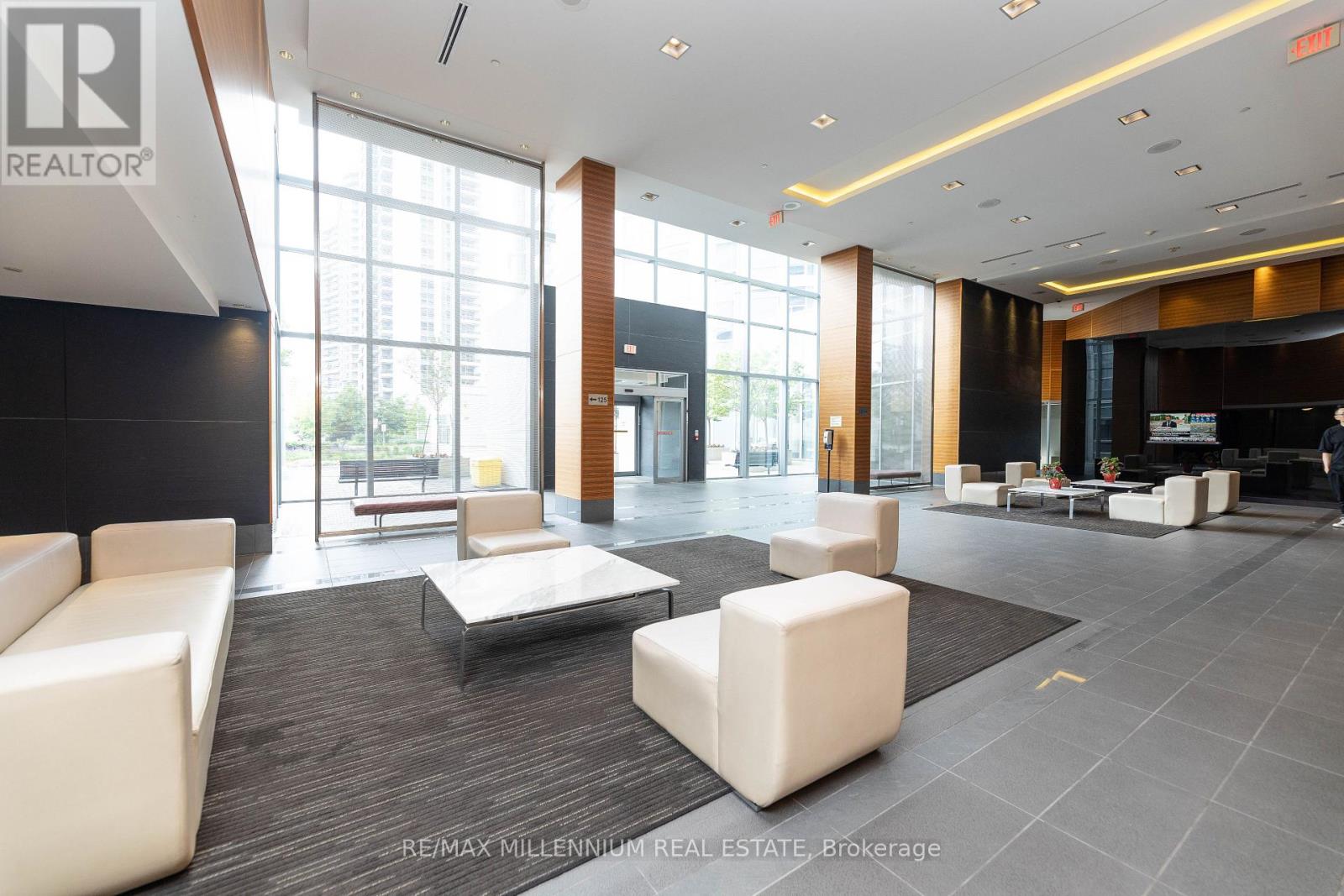 3910 - 125 Village Green Square, Toronto, Ontario  M1S 0L1 - Photo 43 - E12752650