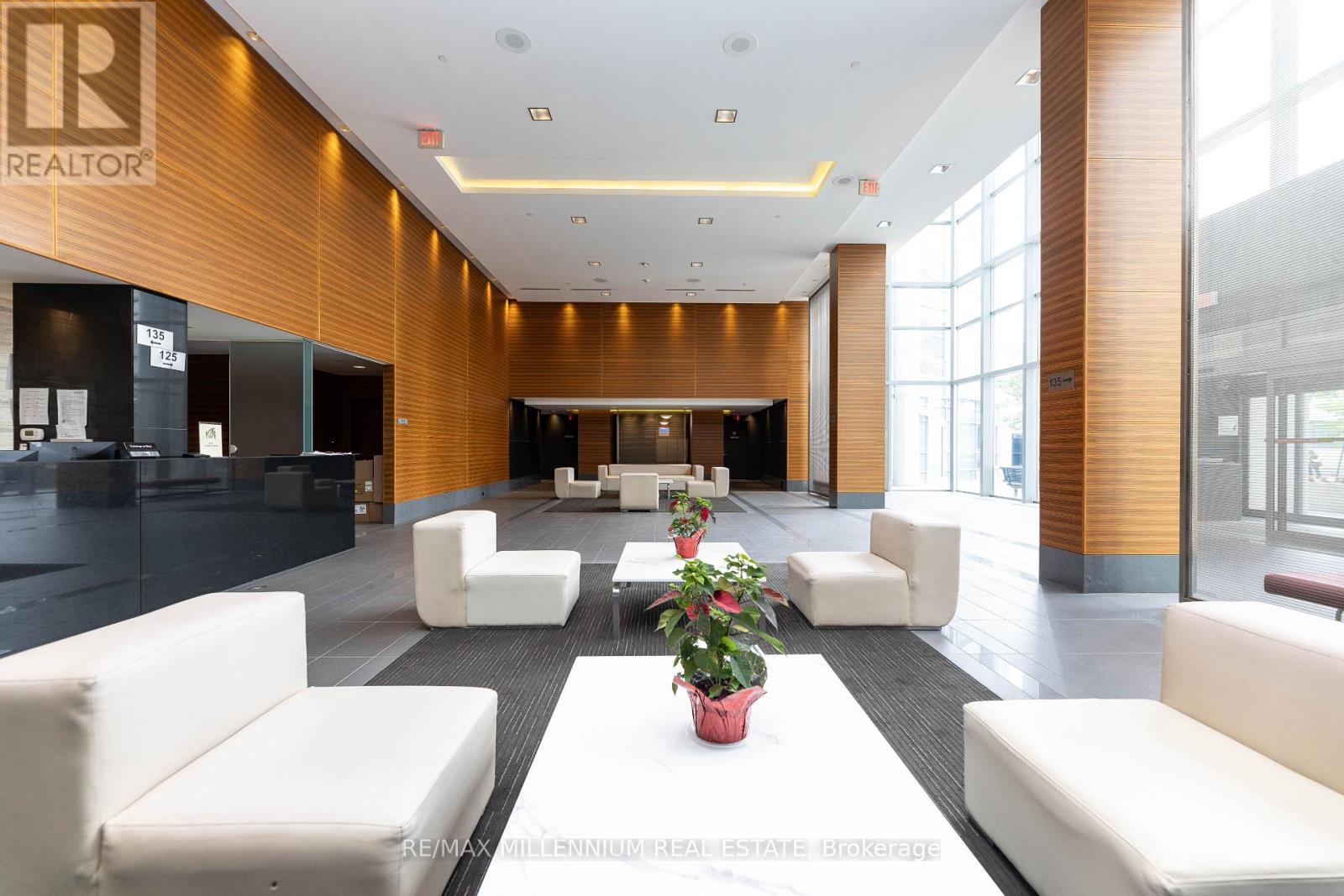 3910 - 125 Village Green Square, Toronto, Ontario  M1S 0L1 - Photo 46 - E12752650