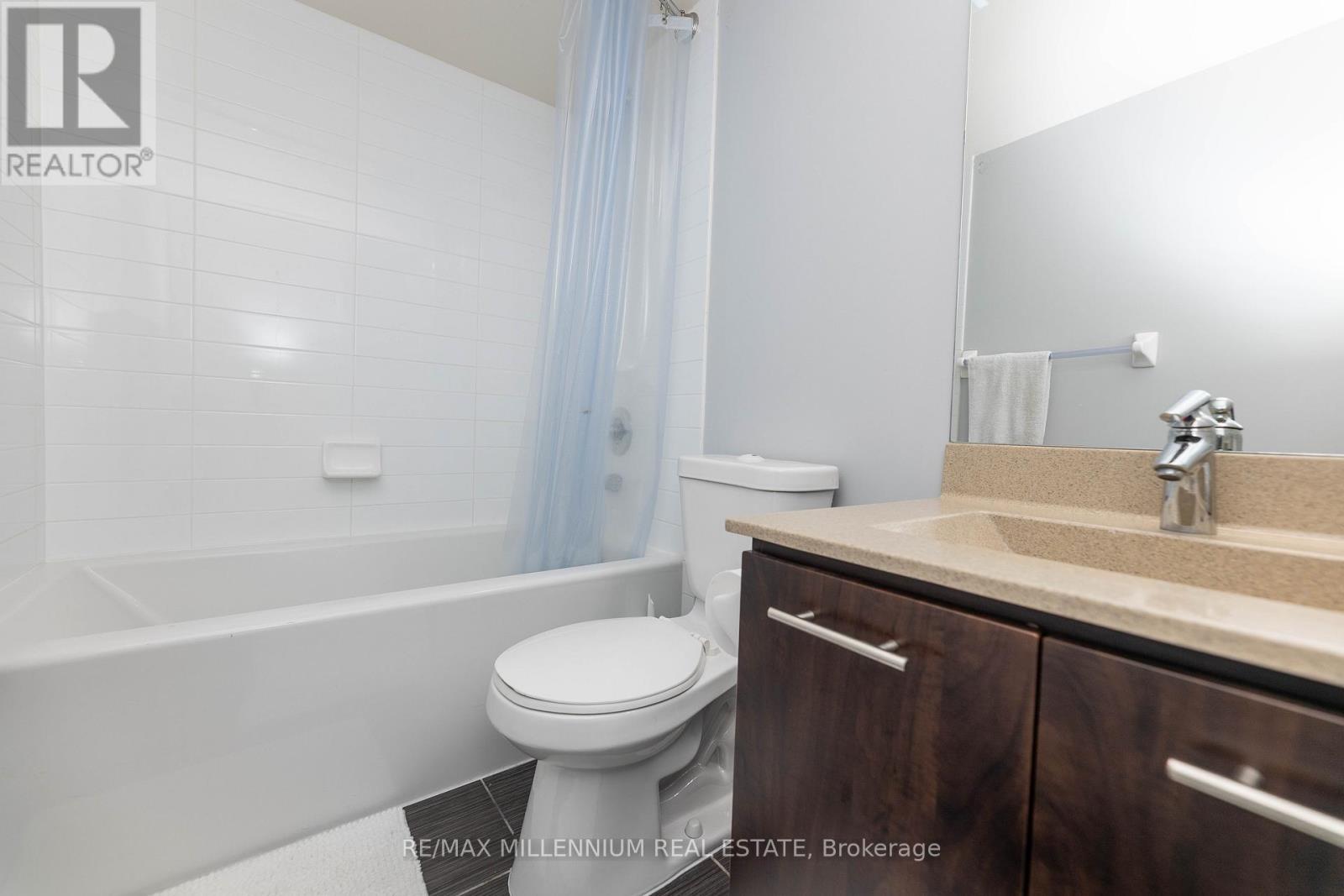 3910 - 125 Village Green Square, Toronto, Ontario  M1S 0L1 - Photo 7 - E12752650