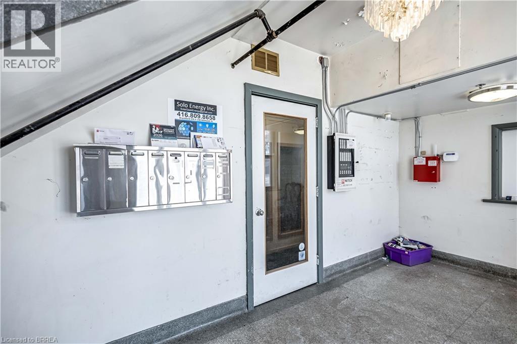 148 Mohawk Street Unit# D, Brantford, Ontario  N3S 7G5 - Photo 5 - 40801020