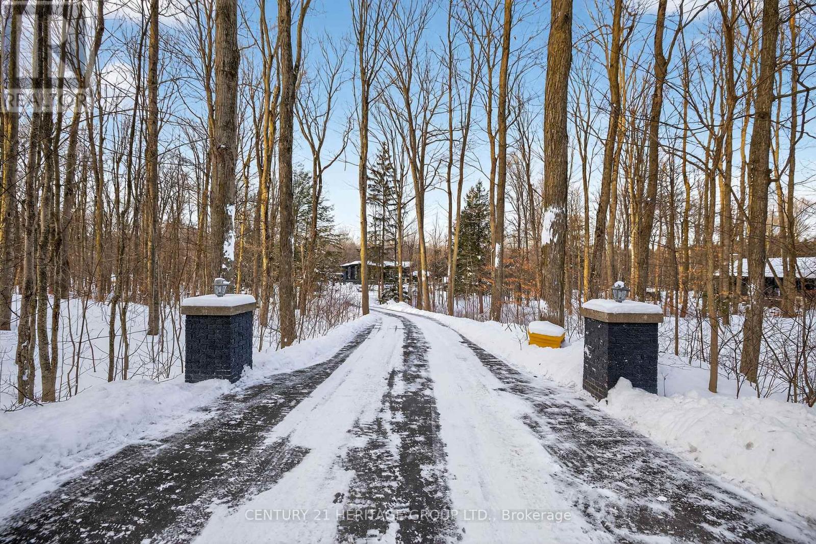 4074 St. John's Side Road, Whitchurch-Stouffville, Ontario  L4A 2T7 - Photo 3 - N12752394